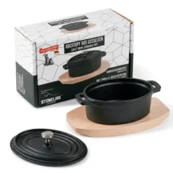 Freyersbacher Mini Cocotte 12x8,5 cm Gusseisen, Kleiner Emaille Topf | Oval, mit Brett und Tuch