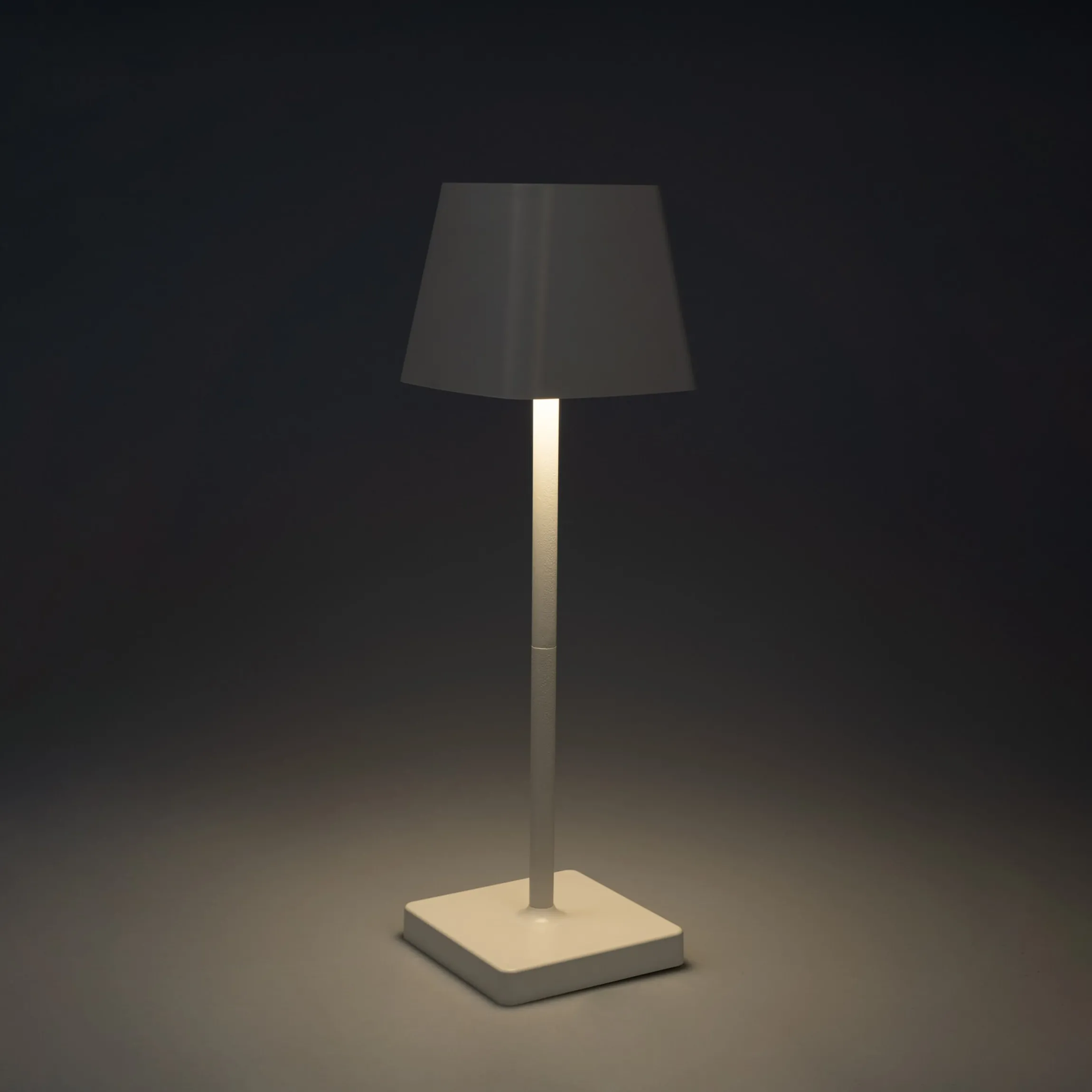 LED-Tischlampe "Helsinki", dimmbar
