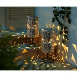 Solar-Leuchte „4 in 1“, 1 Stück